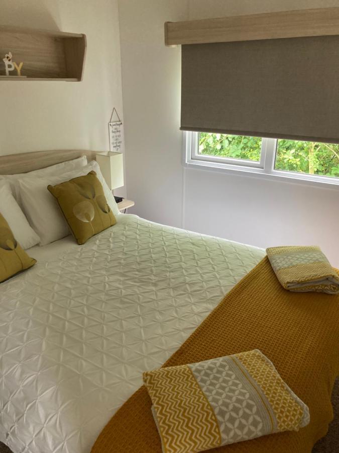 Villa 4 Lakes Holiday Let à Carnforth Extérieur photo