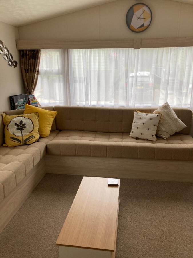 Villa 4 Lakes Holiday Let à Carnforth Extérieur photo